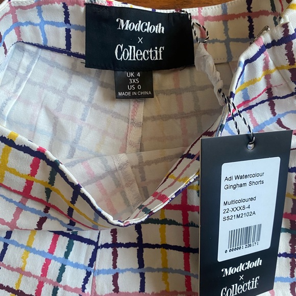 ModCloth x Collectif Summer Party Streamers Shorts Size 0 - Picture 4 of 7